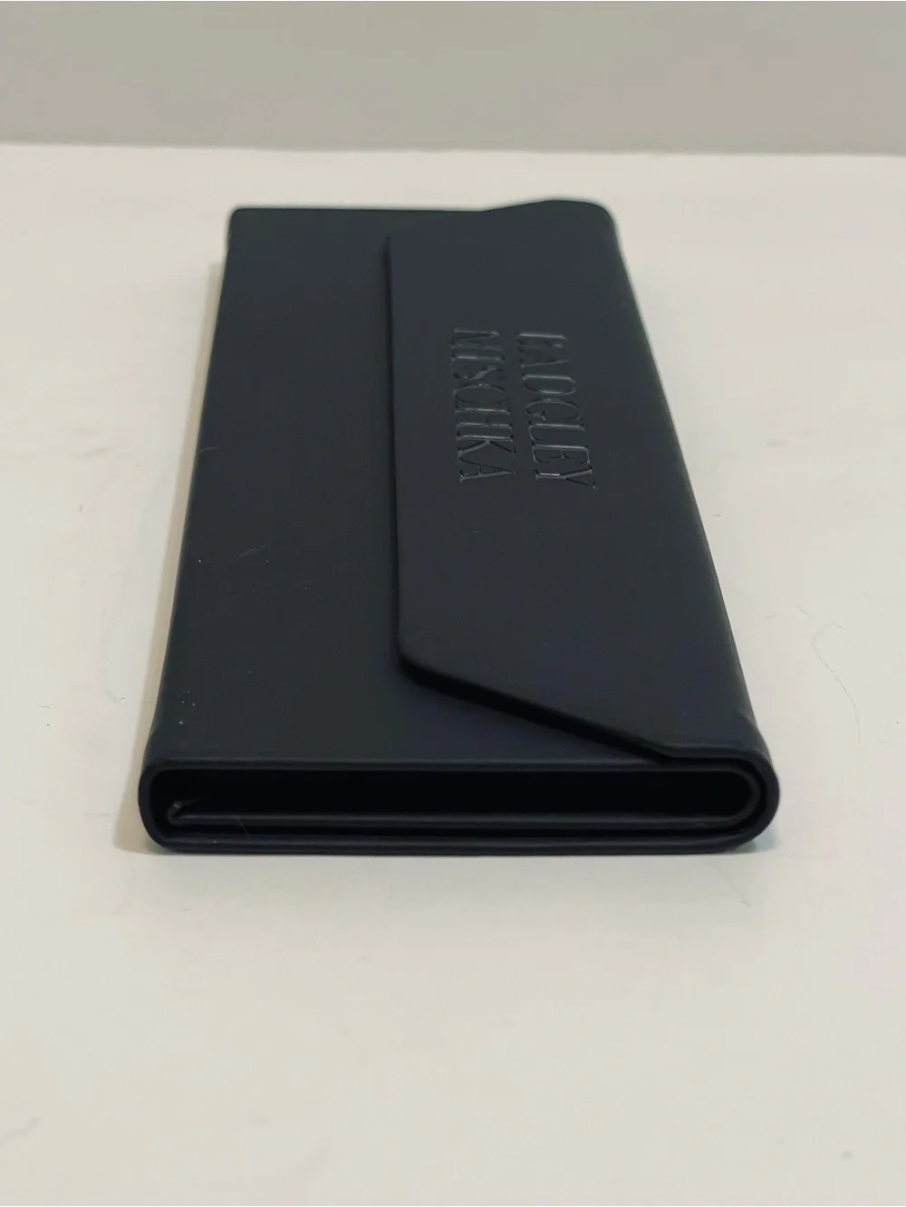 Badgley Mischka Black Trifold Eyewear Case